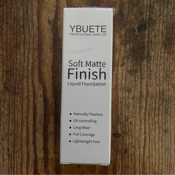 New!! YBUETE Soft Matte Finish Liquid Foundation - Picture 1 of 6